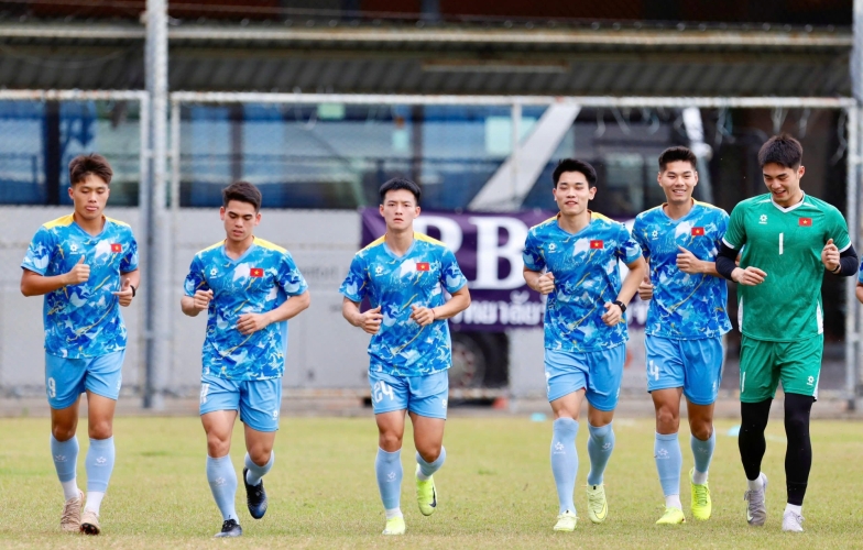 Lào thua quá đậm Malaysia, U22 Việt Nam chán bỏ về trước