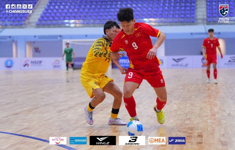 Thắng 18-0, Việt Nam chính thức vào bán kết giải AFF