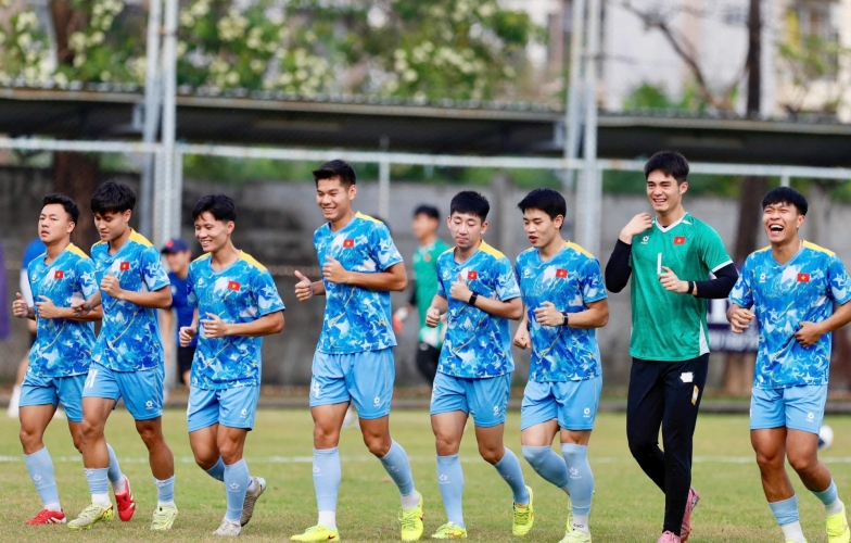 3 cầu thủ U23 Việt Nam phải tập riêng ngày đầu hội quân