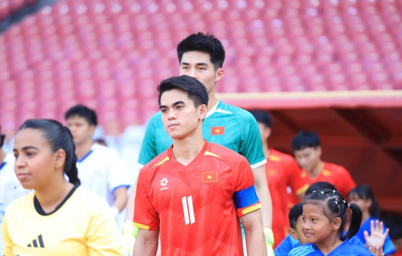 Chưa đá phút nào, đội trưởng U23 Việt Nam đã đi vào lịch sử
