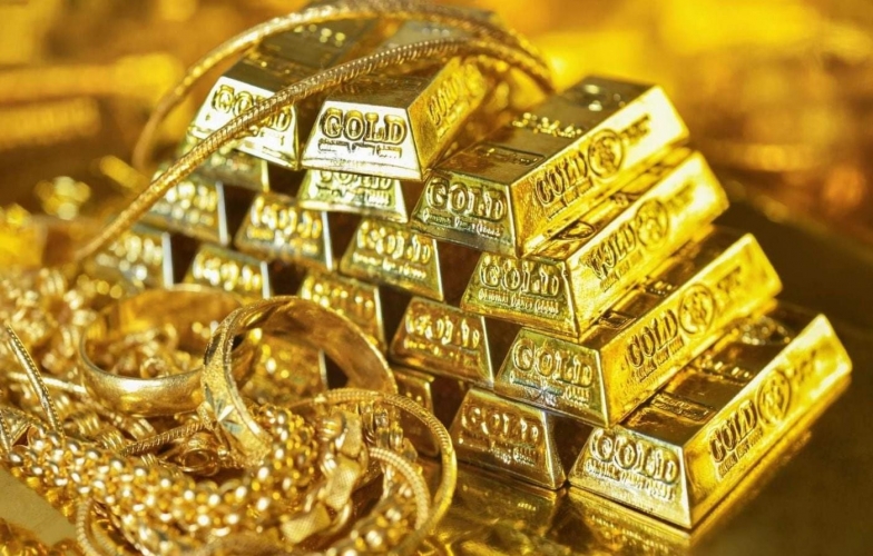 Giá vàng hôm nay tối 4/7: Sắc đỏ ngập tràn