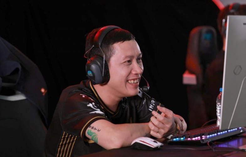 Hé lộ 'góc khuất' sự kiện T1 đến Việt Nam, Thầy Giáo Ba hết lòng nhưng bị BTC đối xử 'hết hồn'