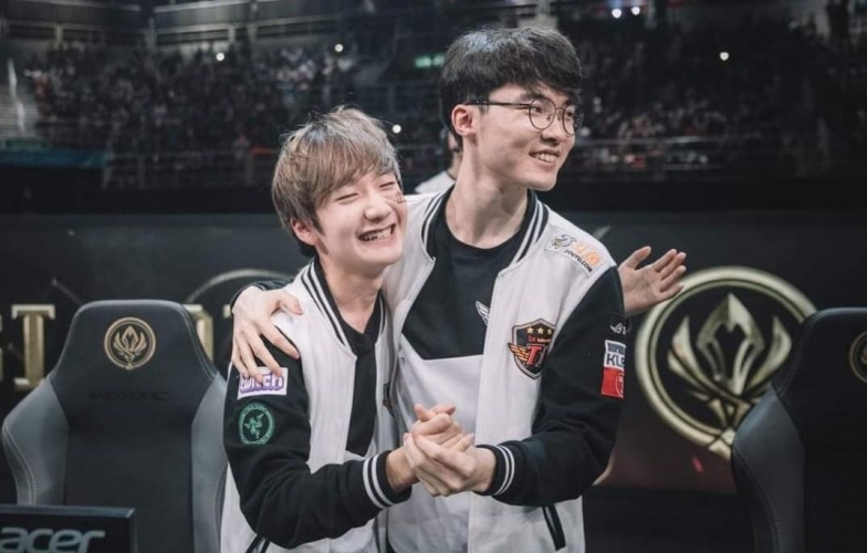 Peanut 'quay xe' không nghỉ hưu nữa vì Faker