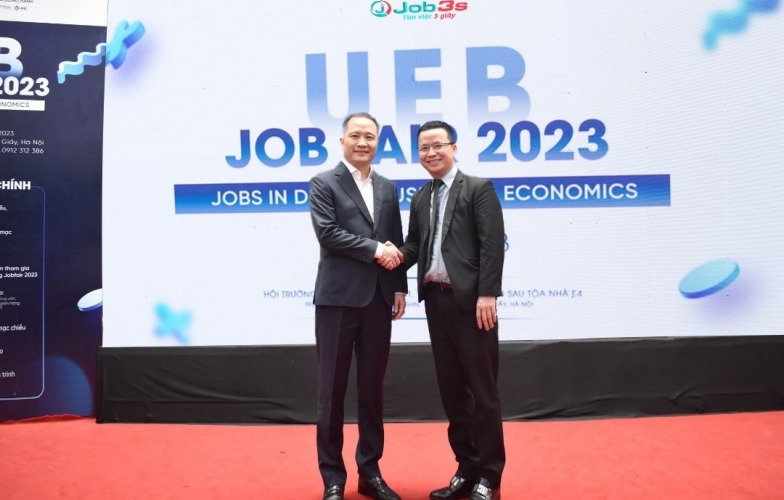 Job3s.vn đem đến hàng triệu cơ hội hấp dẫn cho sinh viên tại Ngày hội việc làm UEB JOB FAIR 2023