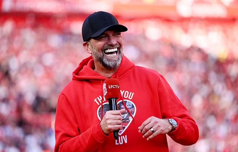 Jurgen Klopp có việc mới từ khi chưa rời Liverpool