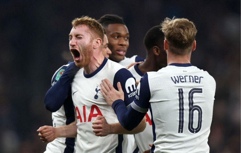 Haaland 'ngồi chơi', Man City bại trận trước Tottenham