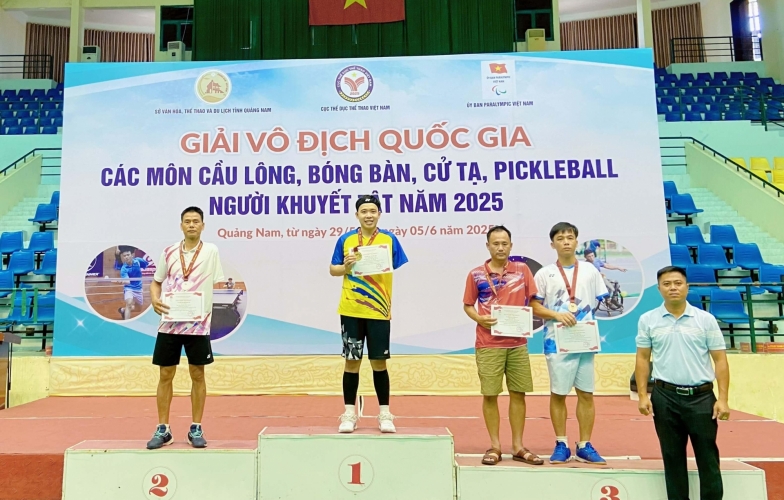 “Dương Quá” của cầu lông Việt Nam – Văn Anh Tuấn lập cú đúp HCV tại Giải Vô địch Quốc gia 2025