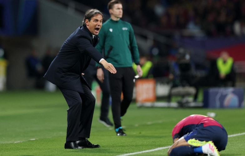 HLV Inter Milan lo sốt vó sau trận hòa Barca