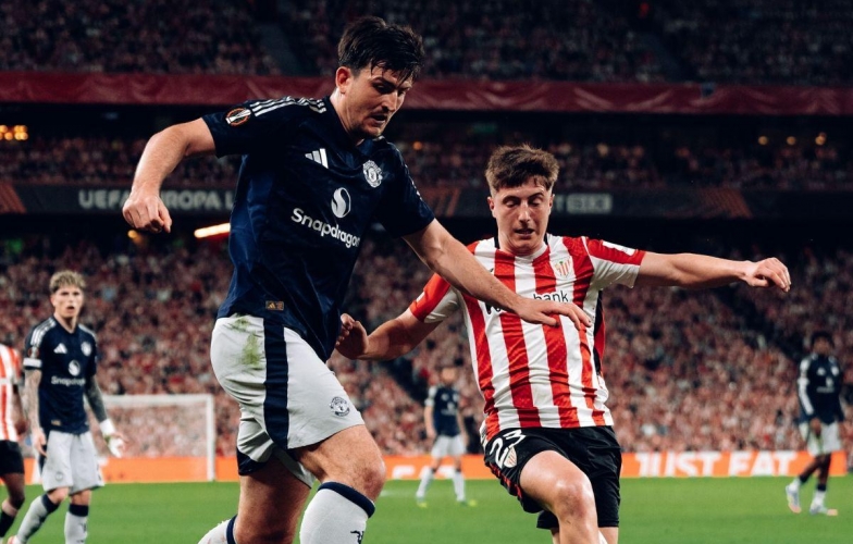CĐV MU đồng loạt nói một điều sau khoảnh khắc kỳ diệu của Maguire trước Bilbao