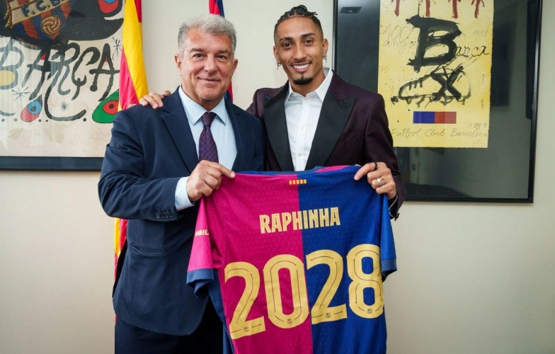 CHÍNH THỨC: Barca giữ chân thành công Raphinha