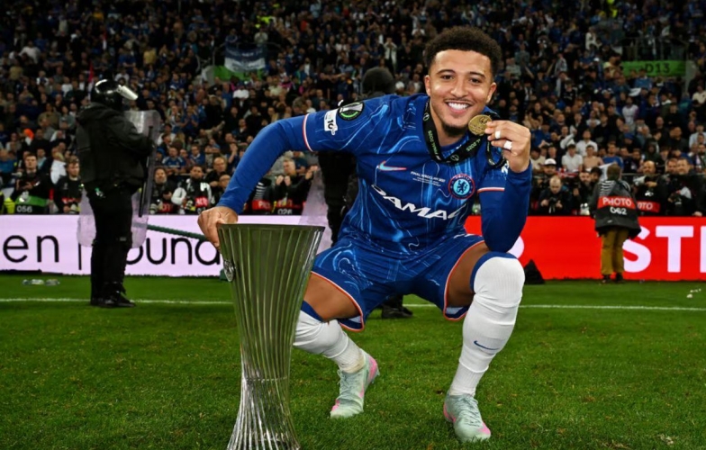 Manchester United lỡ cơ hội 'kiếm đậm' vì Jadon Sancho