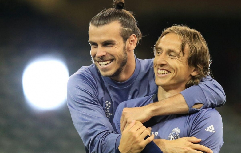 Gareth Bale tái xuất làng túc cầu