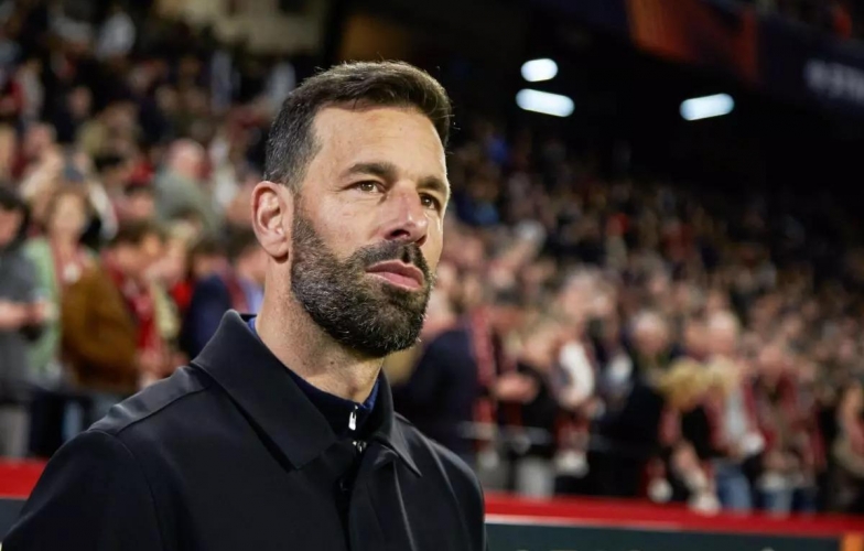 Leicester City chuẩn bị sa thải Ruud Van Nistelrooy