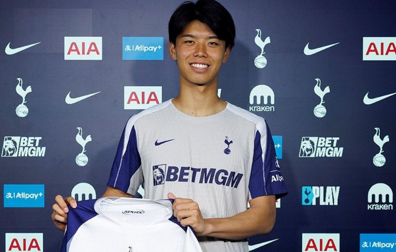 Chính thức: Tottenham chốt trung vệ vô hiệu hóa được Cristiano Ronaldo
