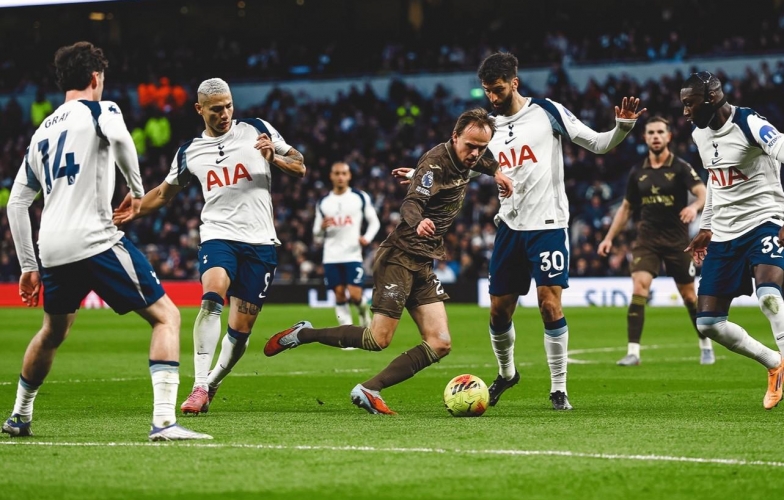 Cầu thủ Tottenham bị phạt nặng lần thứ 3 do sử dụng chất cấm