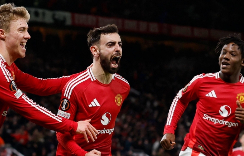 Huyền thoại MU xúi giục tiền vệ ngôi sao đội nhà gia nhập Chelsea