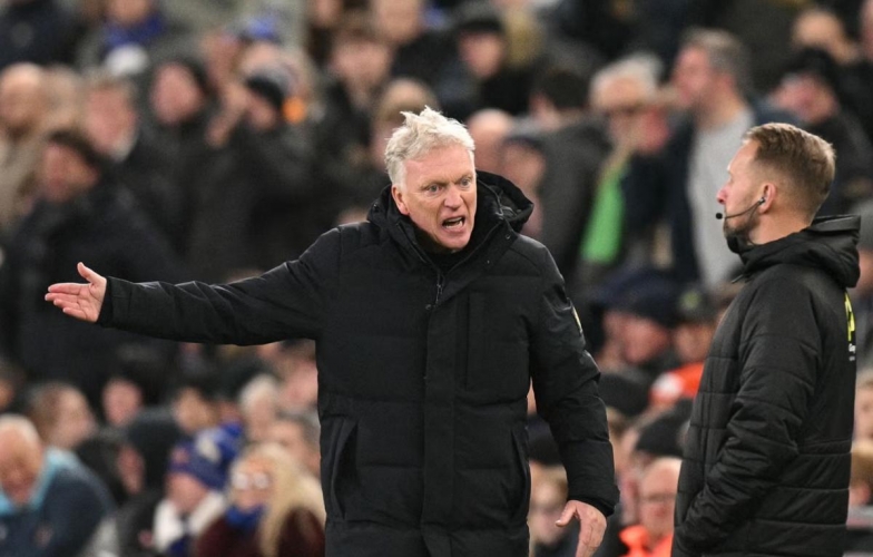 David Moyes bức xúc khi Everton bị từ chối 11m trước Arsenal