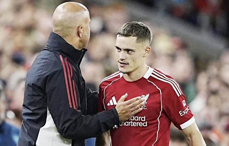 Slot tuyên bố một điều sau khi Florian Wirtz chính thức 'thông nòng'