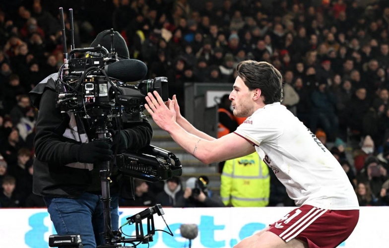 Declan Rice có lần đầu tiên 'đặc biệt' ở Ngoại hạng Anh