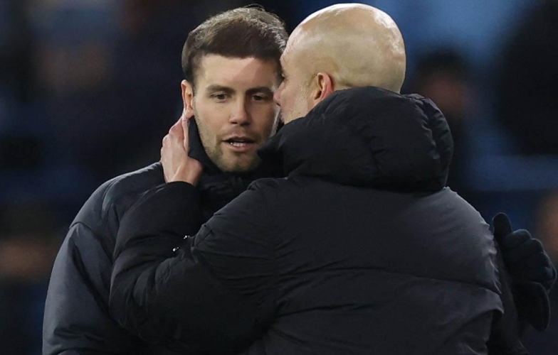 Pep Guardiola lại 'uất nghẹn' trước HLV của Brighton