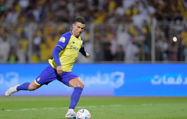 Video bàn thắng Al Nassr vs Al Batin: Ronaldo nỗ lực, ngược dòng khó tin.