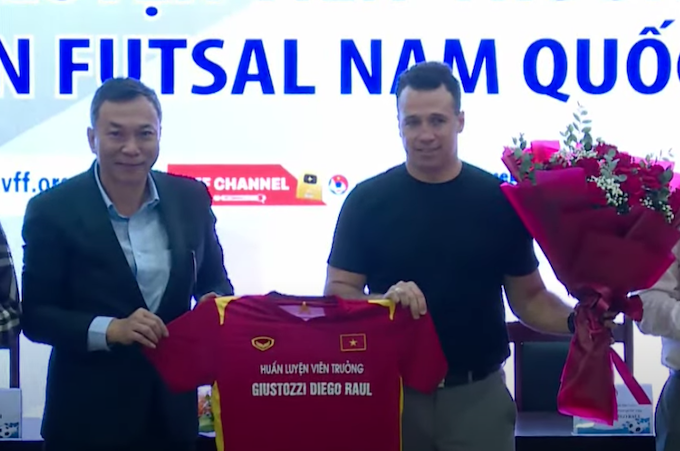 HLV Diego Raul Giustozzi: 'Ước nguyện của tôi là làm futsal Việt Nam tốt hơn nữa'