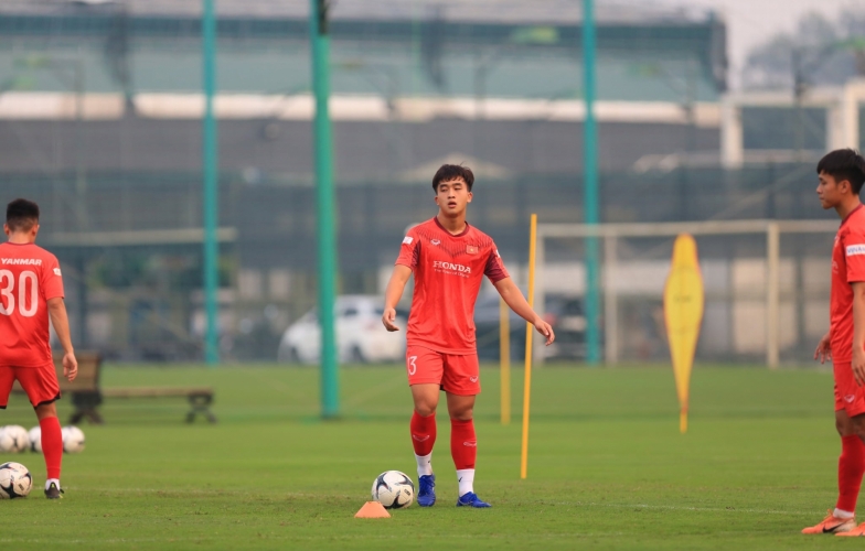 NÓNG: HLV Park Hang Seo triệu tập bổ sung 4 cầu thủ lên U23 Việt Nam