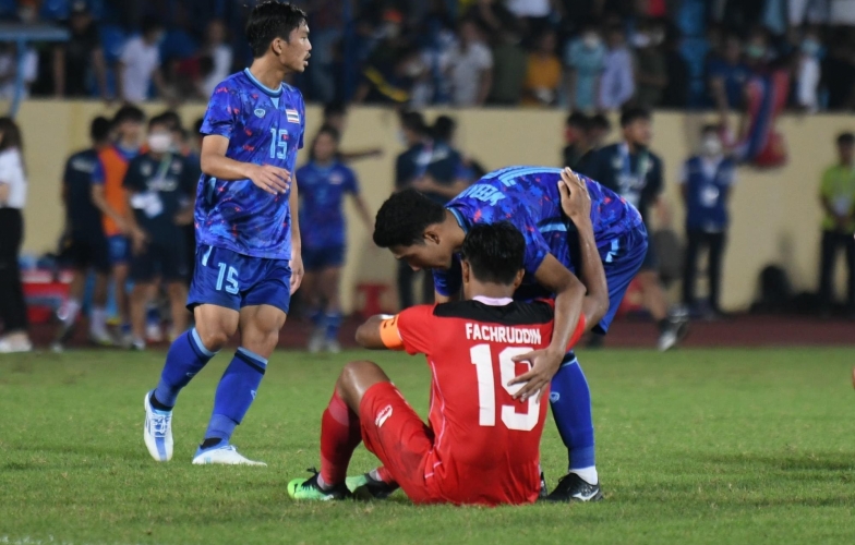 VIDEO: U23 Indonesia và U23 Thái Lan lao vào ẩu đả, nhận 'mưa' thẻ đỏ