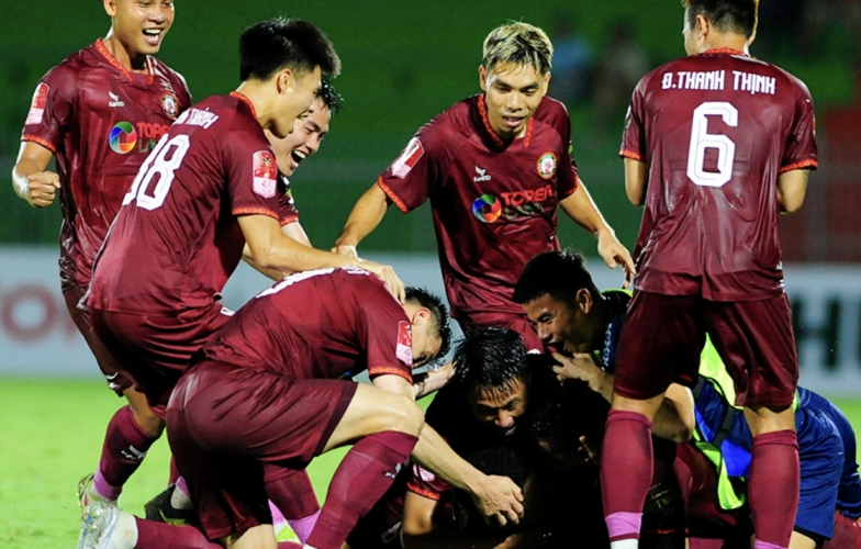 Hạ gục tân binh, 'PSG Việt Nam' tìm lại niềm vui chiến thắng tại V-League