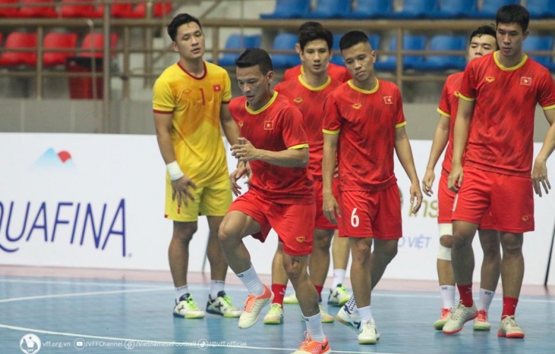 Việt Nam bất ngờ bị đội kém 11 bậc FIFA cầm hòa trên sân nhà