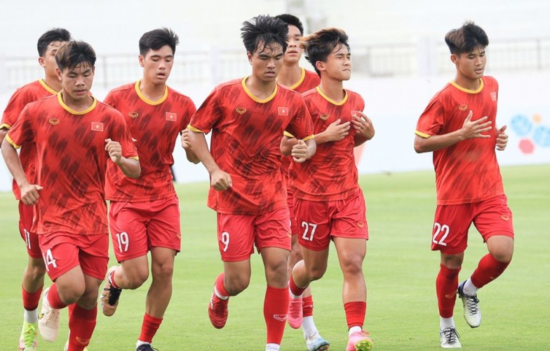 U19 Việt Nam loại tân binh Việt kiều trước ngày sang Indonesia