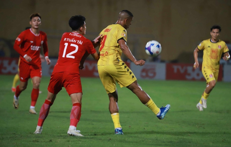 Trực tiếp Viettel 2-2 Hải Phòng: HLV Popov lắc đầu!