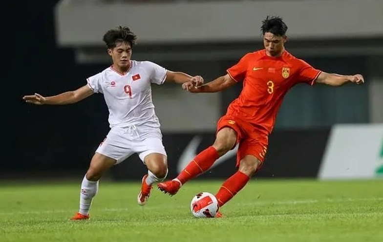 Trực tiếp U22 Việt Nam 0-2 U22 Uzbekistan: Đình Bắc, Thanh Nhàn vào sân