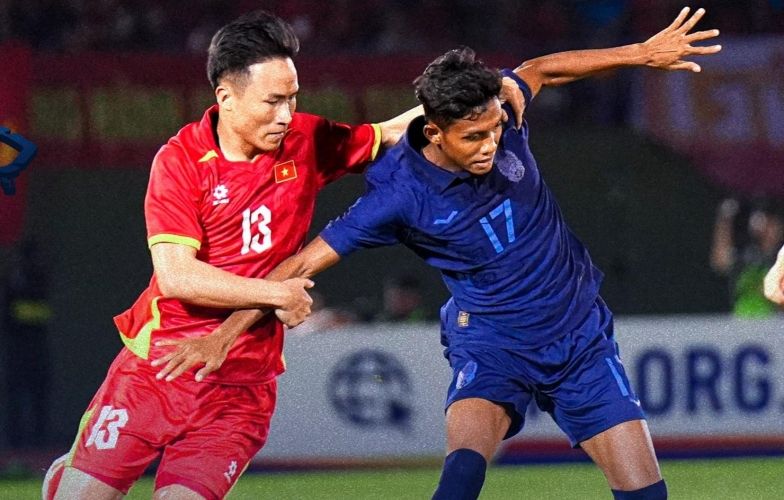 CĐV Campuchia: 'Phải mua Messi, Ronaldo thì mới thắng được ĐT Việt Nam'
