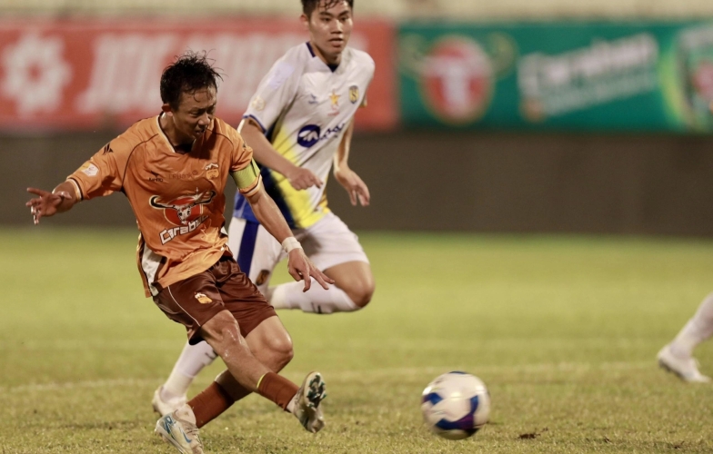 V-League cạnh tranh quyết liệt, lộ diện 13 cầu thủ bị cấm thi đấu vòng 22