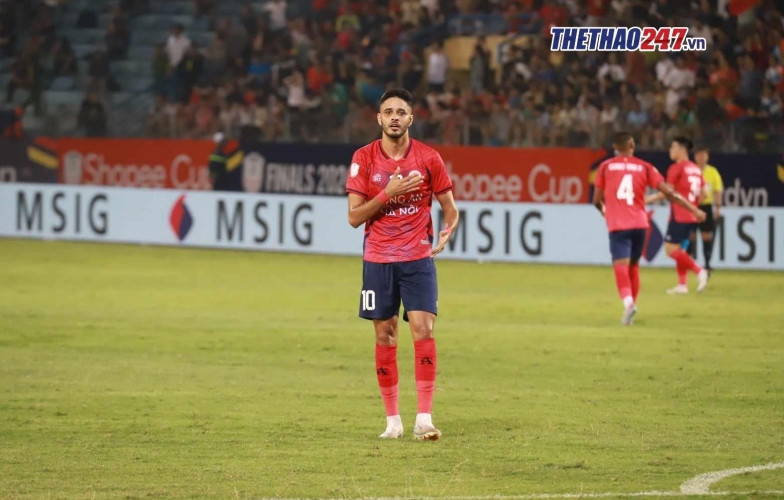 Trực tiếp CAHN 2-1 Buriram United: Người hùng Alan!!!!!!