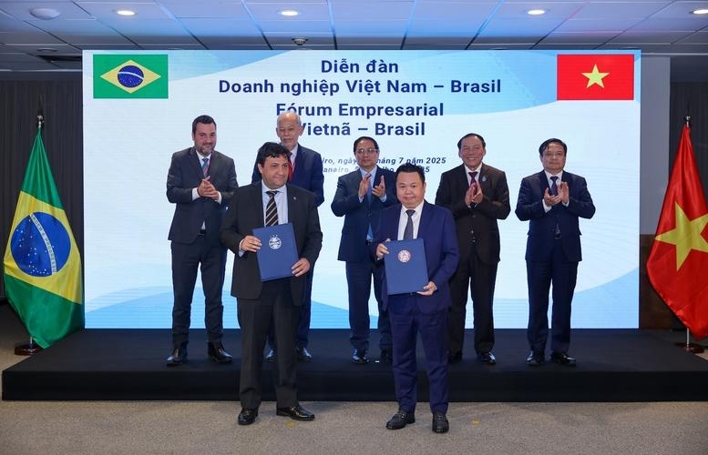 Tin vui: Cầu thủ trẻ Việt Nam được sang Brazil đào tạo