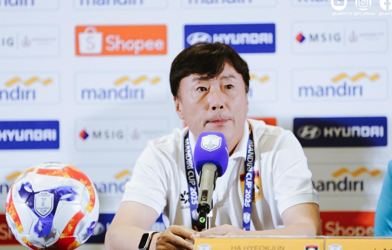 Thua 0-3, HLV U23 Lào thốt lên: 'U23 Việt Nam quá mạnh'