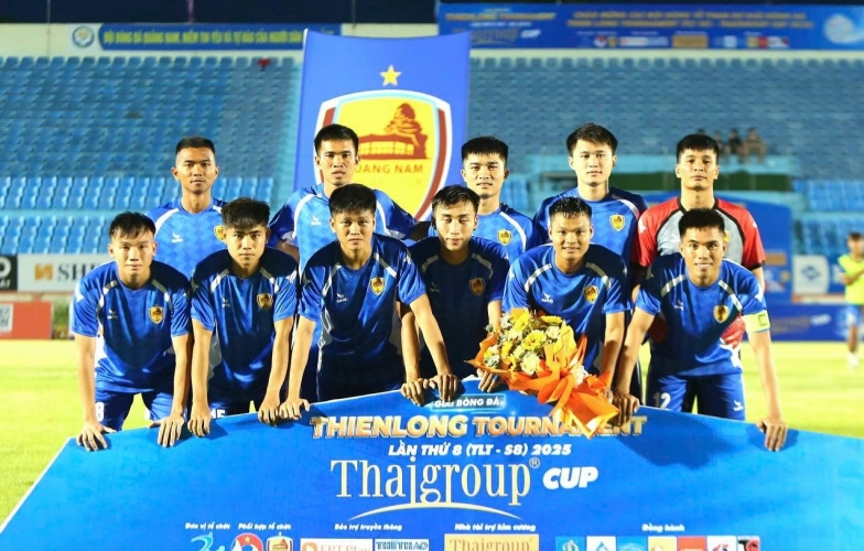 Diễn biến mới nhất vụ đội bóng Việt Nam giải thể, bỏ V-League