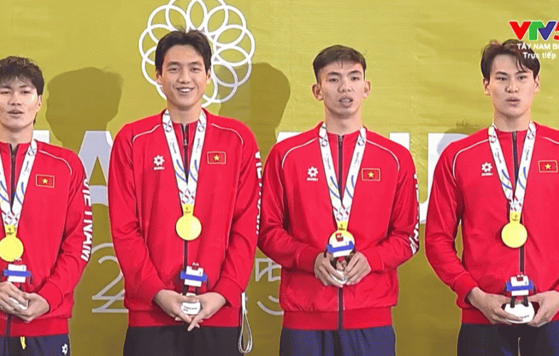 Kình ngư 17 tuổi gây sốt, ĐT bơi giành HCV quý giá cho đoàn Việt Nam