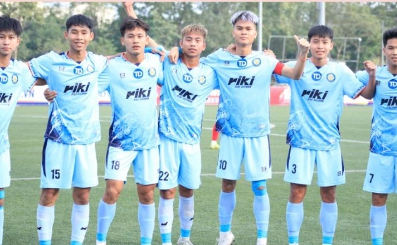 Eight more Vietnamese players have received severe penalties from the VFF.