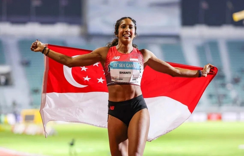 VĐV Singapore tự hào khi cân bằng kỷ lục ‘vô đối’ của huyền thoại Vũ Thị Hương