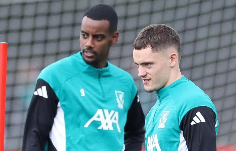 Vừa đến nửa năm, bom tấn kỷ lục của Liverpool sắp bị 'đào thải'