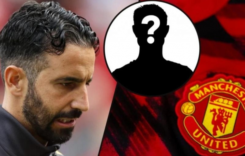 Mua một được hai, MU khỏa lấp cả 2 cánh chỉ bằng một tân binh