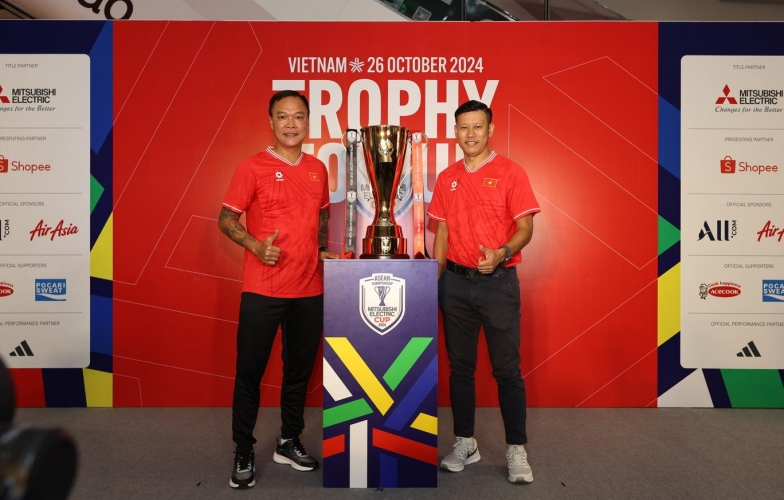 Trophy Tour AFF Cup Gặp Gỡ Cựu Danh Thủ Dương Hồng Sơn và Thạch Bảo Khanh