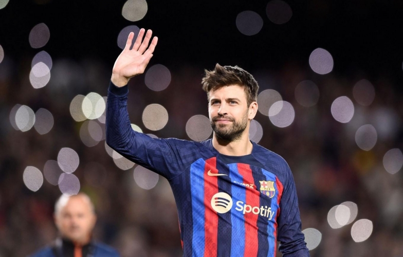 Gerard Pique tái xuất sân cỏ sau 3 năm giải nghệ