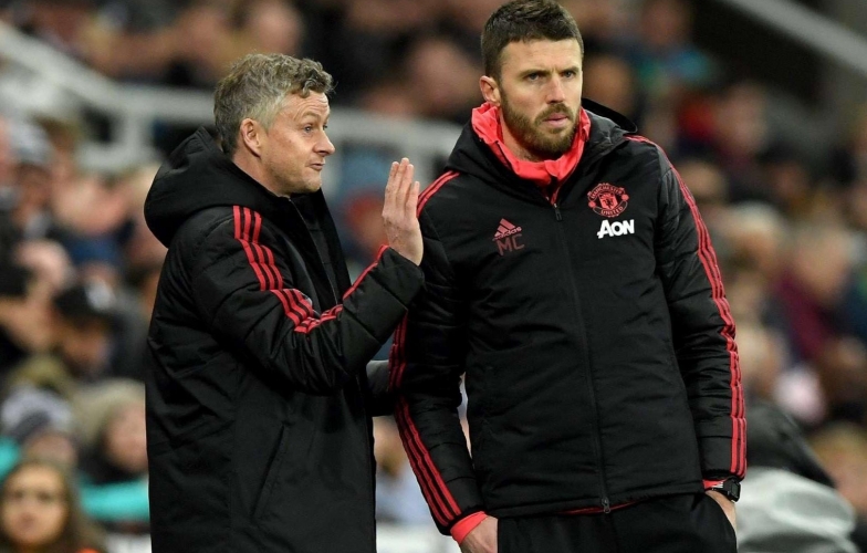 Cựu HLV MU chuẩn bị tái xuất tại đội bóng cũ