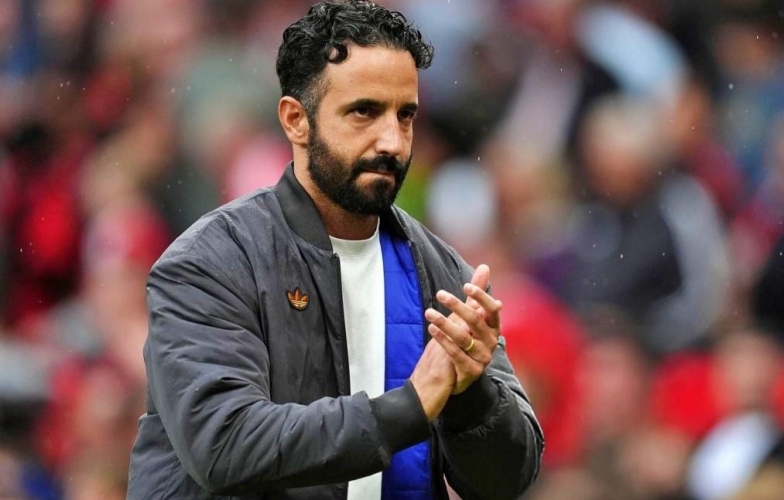 CĐV MU bất ngờ 'quay xe' với Ruben Amorim