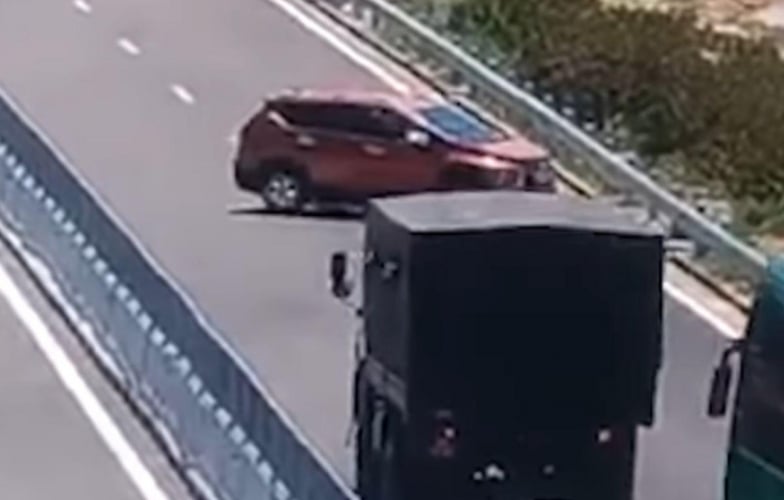 Cái kết đắng với tài xế không bằng lái chạy ô tô ngược chiều cao tốc Cam Lâm - Vĩnh Hảo
