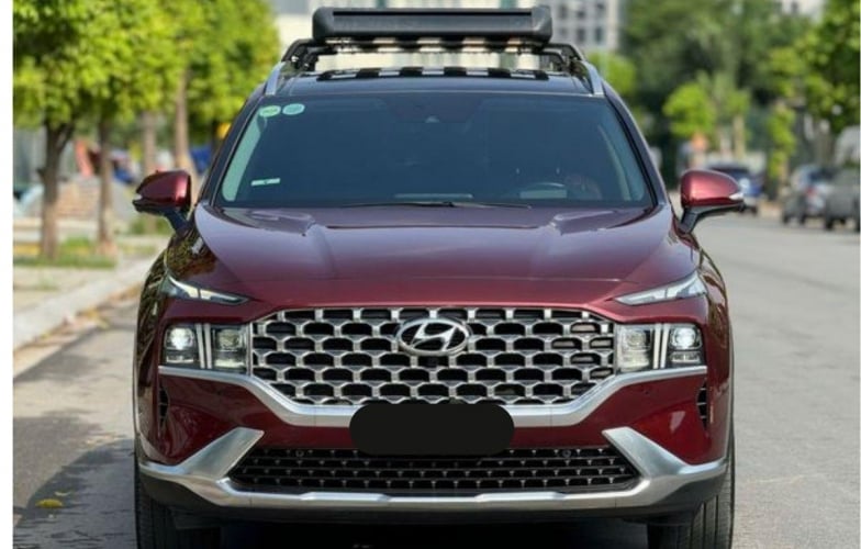 Hyundai Santa Fe 2021 lăn bánh 3 năm lên sàn xe cũ với giá bao nhiêu?